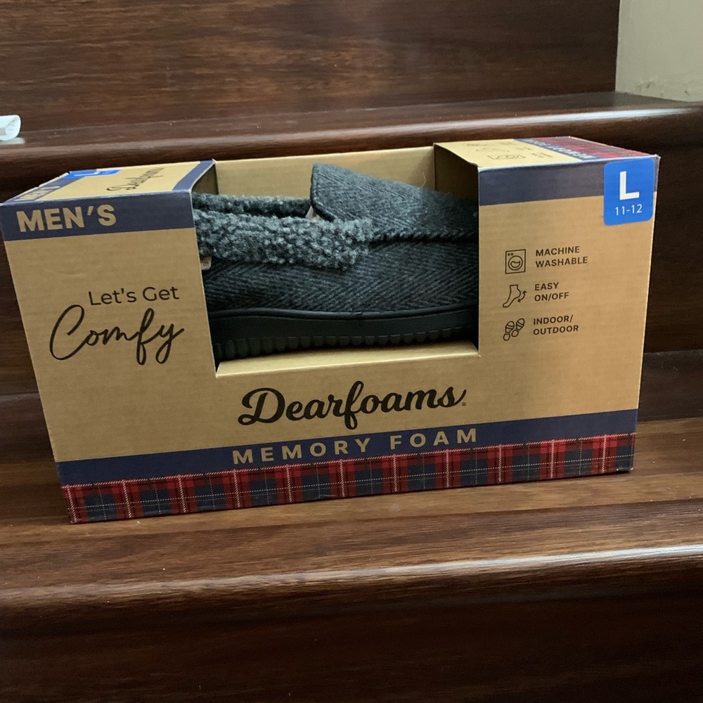 New Dearfoams Men's Memory Foam Comfy Black Slippers Size L (11-12)